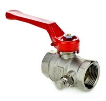 Picture of 1½" BSPP full flow brass ball valve. PTFE seat and NBR seal. PN20. ¼" Drain Plug